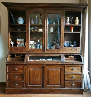 Buffetkast Vitrinekast Apothekerskast Grutterskast Ladenkast beschikbaar voor biedingen