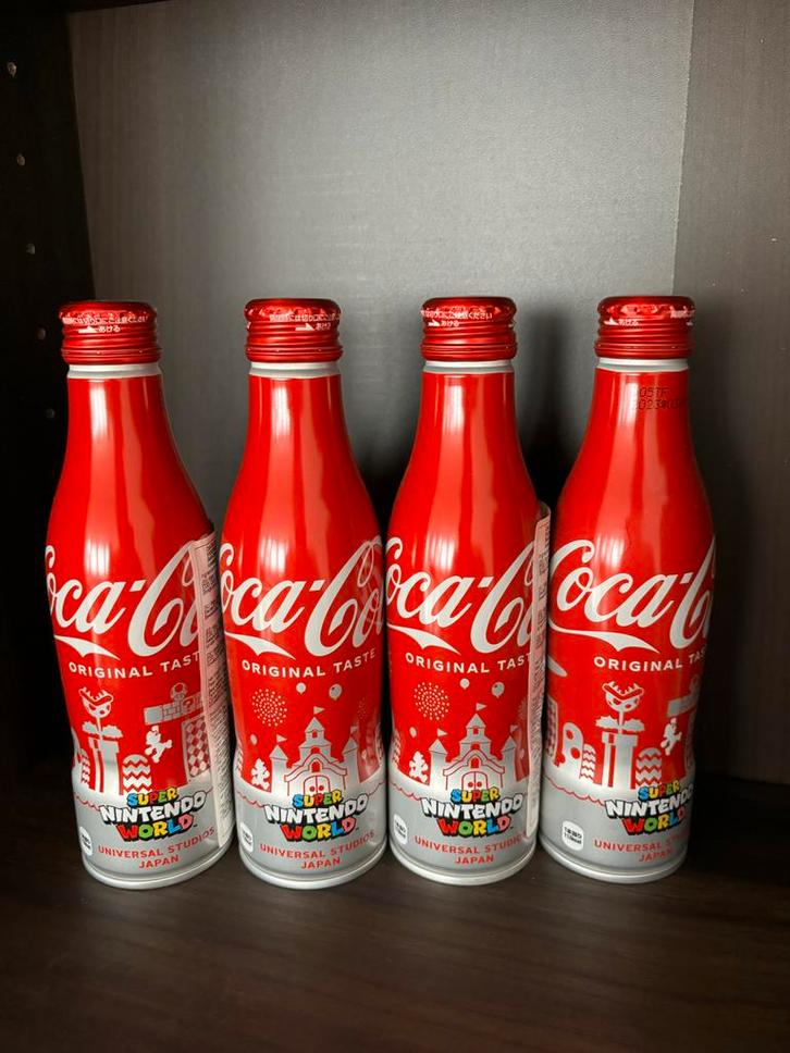 2x Set Coca Cola Nintendo Mario World ALU Fles, Verzamelen, Merken en Reclamevoorwerpen, Zo goed als nieuw, Verpakking, Ophalen of Verzenden