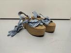 ZARA platform sandalen blauw/wit mt 38, Kleding | Dames, Schoenen, Zara, Sandalen of Muiltjes, Ophalen of Verzenden, Wit