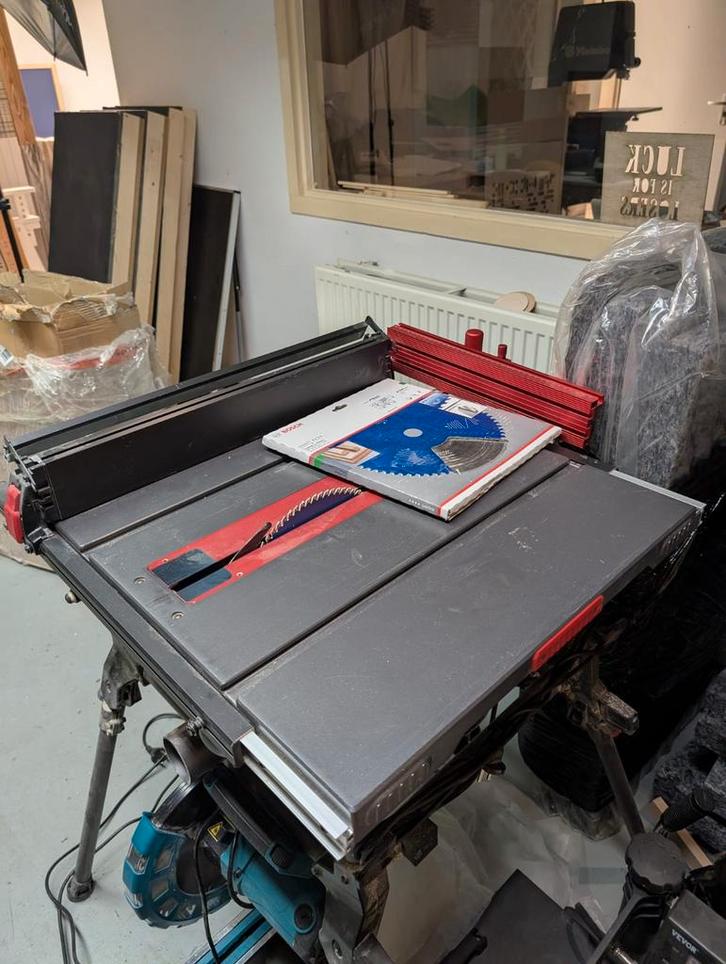 Tafelzaag, Doe-het-zelf en Verbouw, Gereedschap | Zaagmachines, Gebruikt, Cirkelzaag, 600 tot 1200 watt, 70 mm of meer, Ophalen of Verzenden