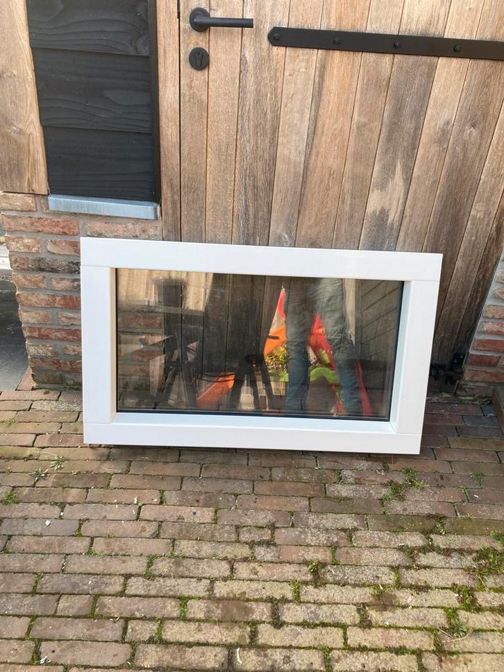 Mooie kunststof kozijnen., Doe-het-zelf en Verbouw, Kozijnen en Schuifpuien, Raamkozijn, Kunststof, 75 tot 150 cm, Ophalen