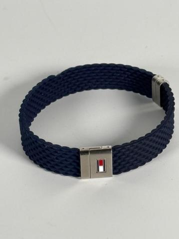 Tommy Hilfiger silicone bracelet  beschikbaar voor biedingen