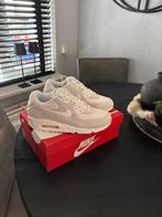 Te koop Nieuw in Doos! Nike Air Max 90 Essential Maat 43, Kleding | Heren, Schoenen, Overige kleuren, Ophalen of Verzenden, Sneakers of Gympen
