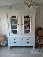 Antieke kast, Antiek en Kunst, Antiek | Meubels | Kasten, Ophalen of Verzenden