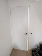 2x houten deur 231,5 x88 x4 xinnix magneetsluiting., 215 cm of meer, 80 tot 100 cm, Ophalen of Verzenden, Zo goed als nieuw