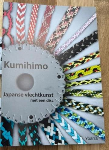 Kumihimo, Japanse vlechtkunst  beschikbaar voor biedingen