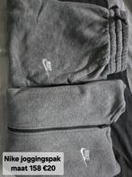 Nike joggingpak maat 158, Kleding | Heren, Zwart, Overige maten, Ophalen of Verzenden, Zo goed als nieuw
