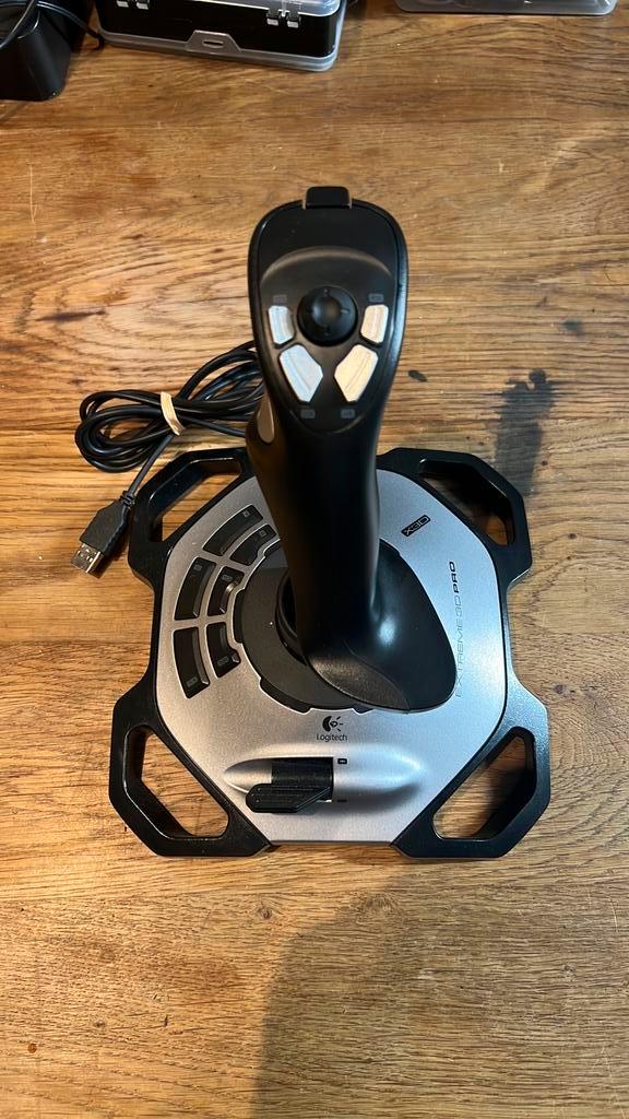Logitech Extreme 3D Pro Joystick, Computers en Software, Joysticks, Zo goed als nieuw, Ophalen of Verzenden