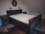 Koloniaal Houten Bed 160x200 + Nachtkastjes & Matras, Ophalen, Gebruikt, Bruin, Koloniaal