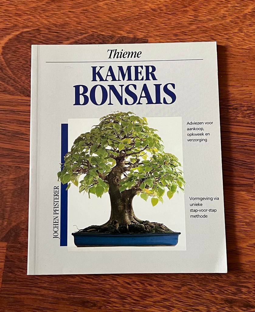 Bonsai boek ‘Kamer Bonsai’ van Thieme., Ophalen of Verzenden, Zo goed als nieuw, Overige onderwerpen