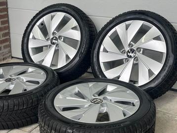 VW Golf Belmont velgen 17 inch 5x112 Pirelli winterbanden beschikbaar voor biedingen