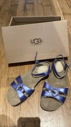 Ugg zomer slippers maat 36, Ophalen, Zo goed als nieuw