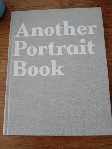 Another portrait book nr 7 fashion book magazine lifestyle  beschikbaar voor biedingen