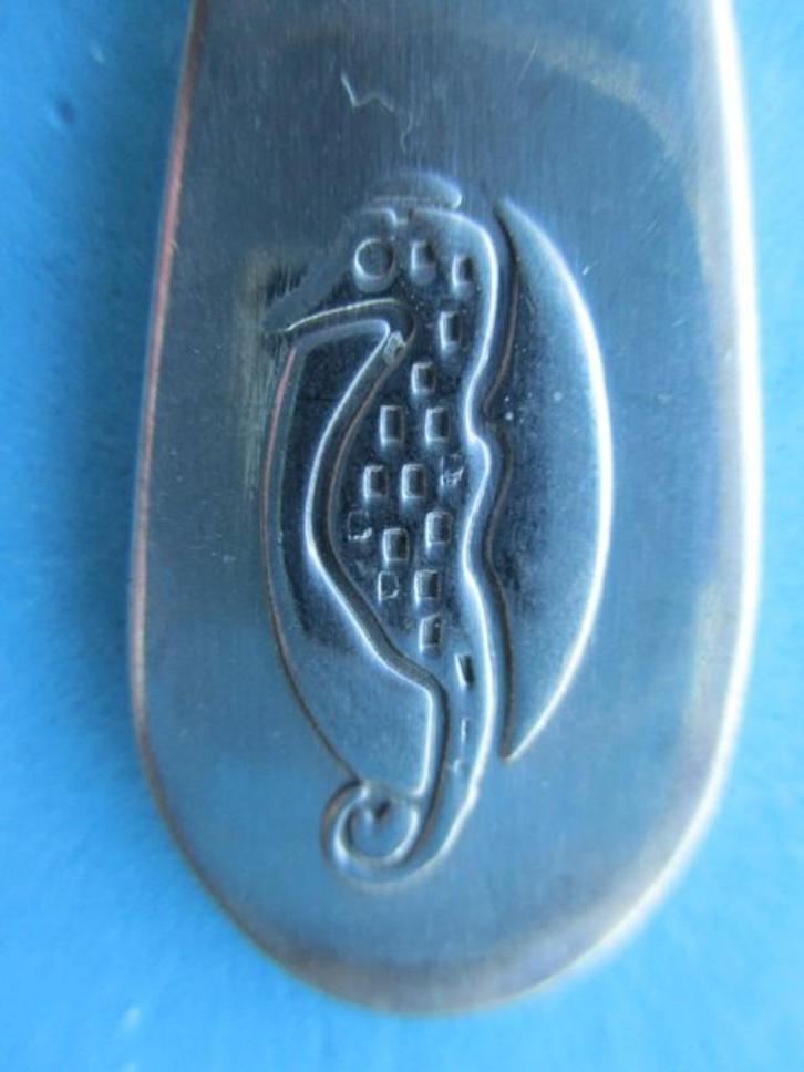 (KB4661) Kinderbestek Zeepaardje kleine lepel, Kinderen en Baby's, Overige Kinderen en Baby's, Gebruikt, Ophalen of Verzenden