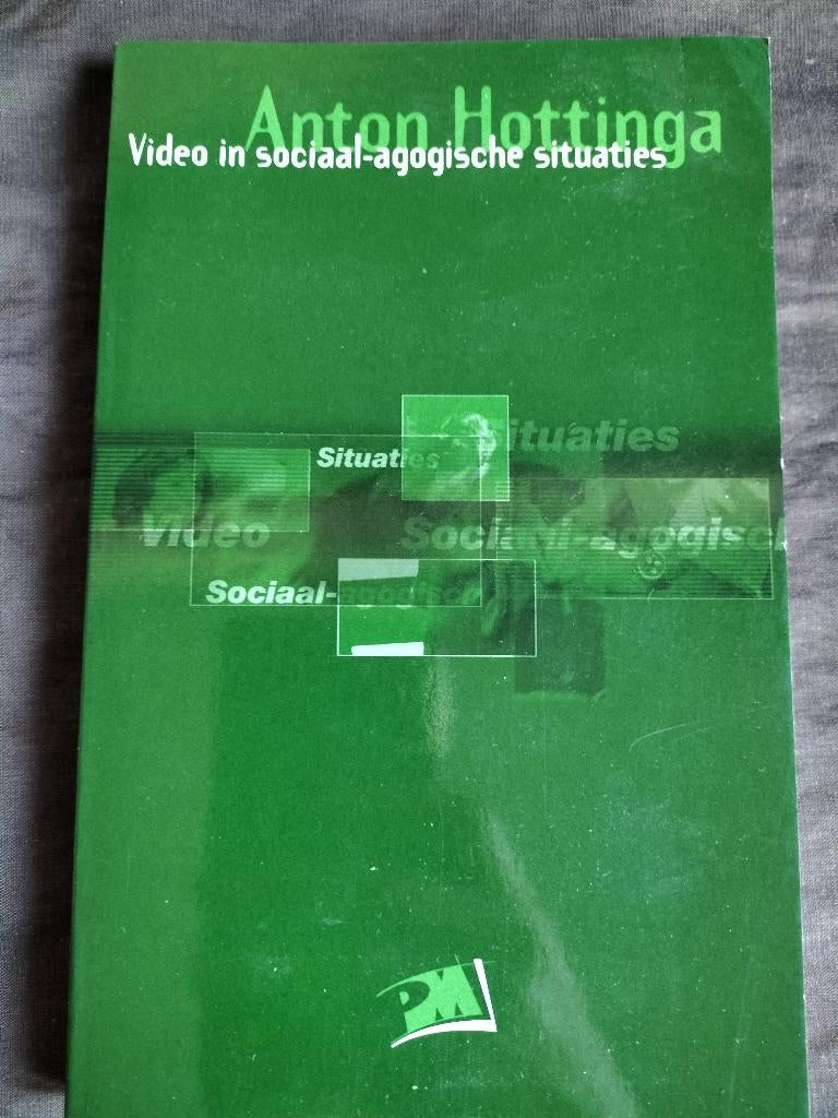 Anton Hottinga - Video in sociaal-agogische situaties, Boeken, Zo goed als nieuw, Anton Hottinga, Alpha, HBO