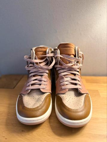Air Jordan 1 high sneaker brown maat 41 weinig gedragen  beschikbaar voor biedingen