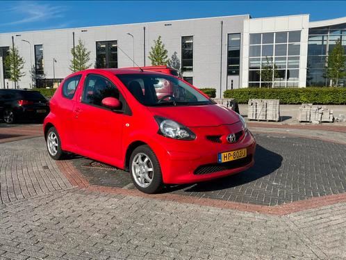Toyota Aygo 1.0 12V Vvt-i 3DRS MMT 2007 Rood, Auto's, Toyota, Bedrijf, Aygo, ABS, Airbags, Airconditioning, Centrale vergrendeling