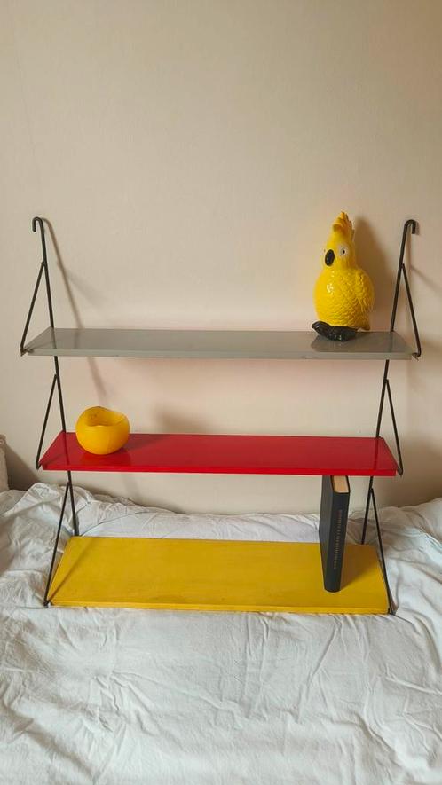 Vintage wandrek boekenrek Tomado, Huis en Inrichting, Woonaccessoires | Wandplanken en Boekenplanken, Gebruikt, Ophalen of Verzenden