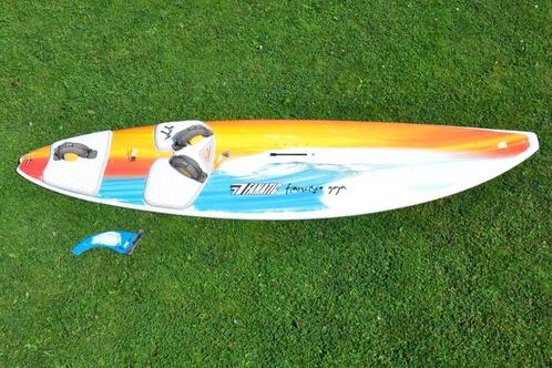 Fanatic Goya FreeWave 85L + vin, Watersport en Boten, Windsurfen, Gebruikt, Plank, Minder dan 250 cm, Met vin(nen), Minder dan 5 m²