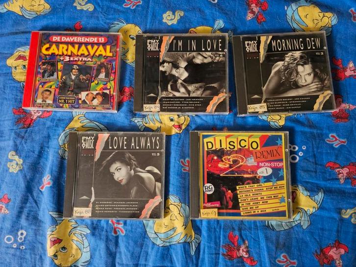 100 CD,s, Cd's en Dvd's, Cd's | Overige Cd's, Zo goed als nieuw, Ophalen