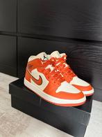 Jordan mid oranje 36, Kleding | Dames, Schoenen, Ophalen of Verzenden, Zo goed als nieuw, Oranje, Sneakers of Gympen