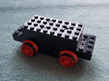 Lego trein 4,5 Volt blauwe rails locomotief motor met wielen beschikbaar voor biedingen