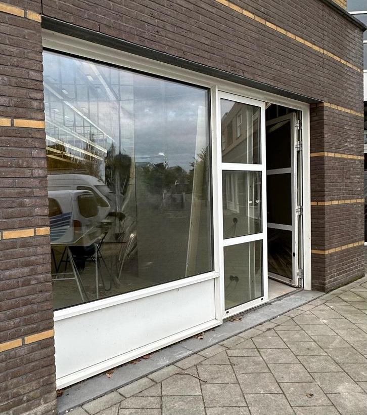 4 aluminium kozijnen met dubbel glas – 1 met dubbele deur., Doe-het-zelf en Verbouw, Kozijnen en Schuifpuien, Gebruikt, Deurkozijn
