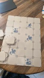 60 antieke tegeltjes (5 met plaatje), Doe-het-zelf en Verbouw, Ophalen, Minder dan 20 cm, Zo goed als nieuw, Minder dan 5 m²