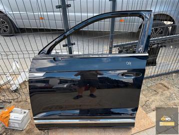 VW Touareg III linker voordeur beschikbaar voor biedingen