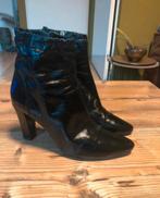 Dames laarzen zara basic maat 39, Ophalen of Verzenden, Zo goed als nieuw, Zwart, Hoge laarzen