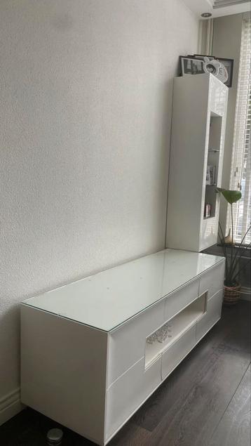 Complete witte inboedels beschikbaar voor biedingen