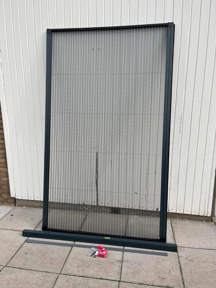 Luxaflex hordeur in plissé (nieuw) compleet set, Huis en Inrichting, Stoffering | Gordijnen en Lamellen, Nieuw, 200 cm of meer