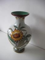 Zuid Holland Gouda plateel keramiek vaas jr.ca.1935. Bloemen, Huis en Inrichting, Woonaccessoires | Vazen, Overige kleuren, Aardewerk of Porselein