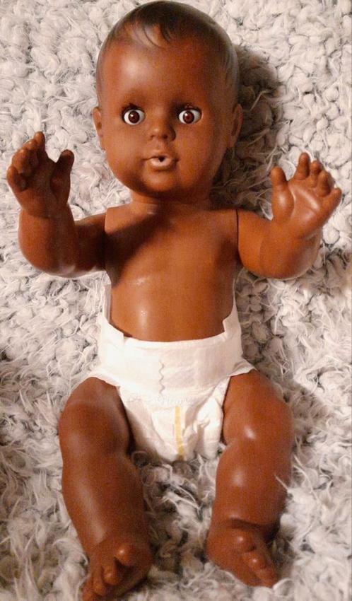 Schildpad / Schildkröt donkere pop babypop vintage, Verzamelen, Poppen, Gebruikt, Babypop, Ophalen of Verzenden