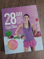 Kayla Itsines Bikini Body Guide - Engelstalig, Ophalen of Verzenden, Zo goed als nieuw, Dieet en Voeding, Kayla Itsines