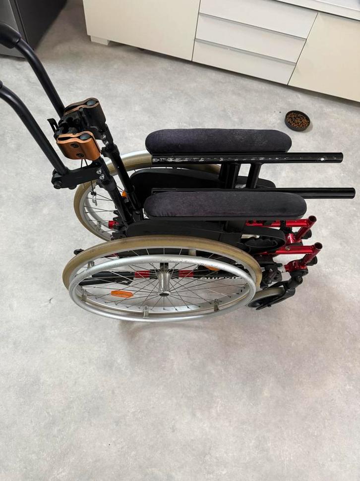 Handbewogen en duw lichtgewicht rolstoel Quickie Sunrise, Diversen, Rolstoelen, Gebruikt, Handbewogen rolstoel, Ophalen