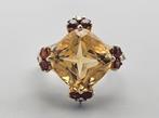 Gouden Vintage ring  edelsteen citrien en diamant. 2024/172., 18 tot 19, Goud, Met edelsteen, Ophalen of Verzenden