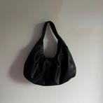 Zwarte KJ Hobo Schoudertas/Handtas met rits van Macy's, Ophalen of Verzenden, Zo goed als nieuw, Zwart, Schoudertasje