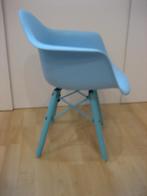 (DESIGN?) KINDERSTOELTJE, Kinderen en Baby's, Kinderkamer | Tafels en Stoelen, Ophalen, Zo goed als nieuw, Stoel(en)