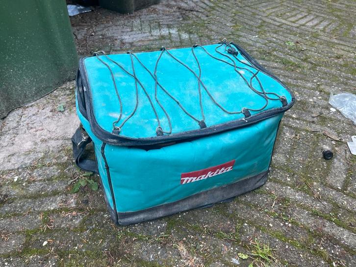 Makita Bovenfrees met Accessoires, Doe-het-zelf en Verbouw, Gereedschap | Freesmachines, Gebruikt, Elektrisch, Bovenfrees, Ophalen of Verzenden