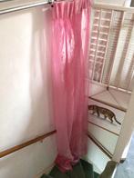 Gordijn, roze, babykamer, in between br 150x hg 240 cm, Ophalen of Verzenden, Zo goed als nieuw, Klamboe