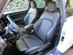 MINI Cooper 1.5 Chili F56 LCI met Leder, LED, DAB, Park ass., 12 maanden, 136 pk, Gebruikt, 4 stoelen