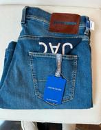 Mooie korte broek Exclusieve Jacob Cohen jeans 36 NIEUW, W36 - W38 (confectie 52/54), Blauw, Nieuw, Ophalen of Verzenden