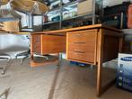 Dyrlund vintage design bureau., Ophalen of Verzenden, Zo goed als nieuw