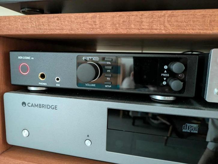 RME ADI-2 DAC FS + sBooster BOTW mkII, Audio, Tv en Foto, Converters, Zo goed als nieuw, Ophalen