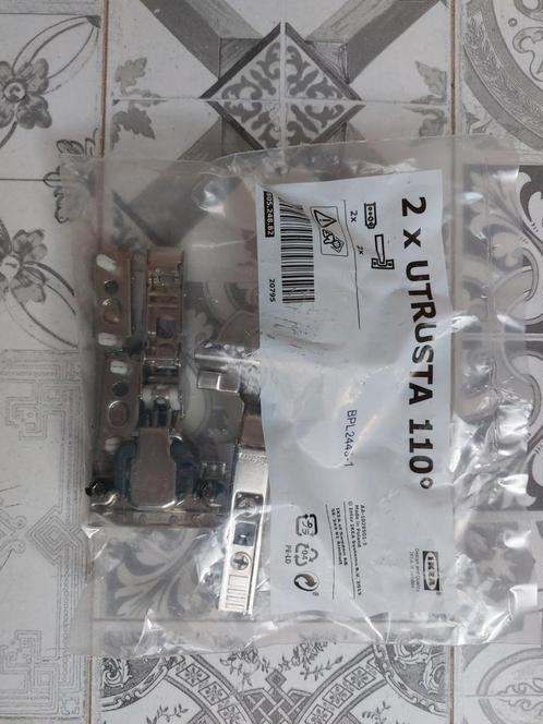 2 IKEA UTRUSTA scharnieren m demper v keuken, 110, Doe-het-zelf en Verbouw, Hang- en Sluitwerk, Nieuw, Scharnier, Ophalen of Verzenden