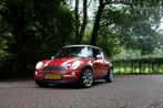 Mini 1.6 16V Cooper 2004 Rood, Auto's, Mini, Voorwielaandrijving, 15 km/l, 4 cilinders, 4 stoelen