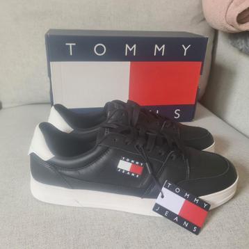 Nieuwe zwarte gympen 44 sneakers Tommy Jeans leer leder   beschikbaar voor biedingen