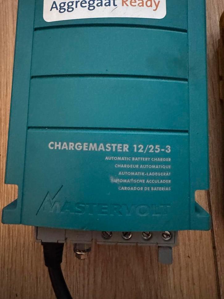 Mastervolt Chargemaster 12/25-3 Acculader, Auto-onderdelen, Accu's en Toebehoren, Universele onderdelen, Gebruikt, Ophalen of Verzenden