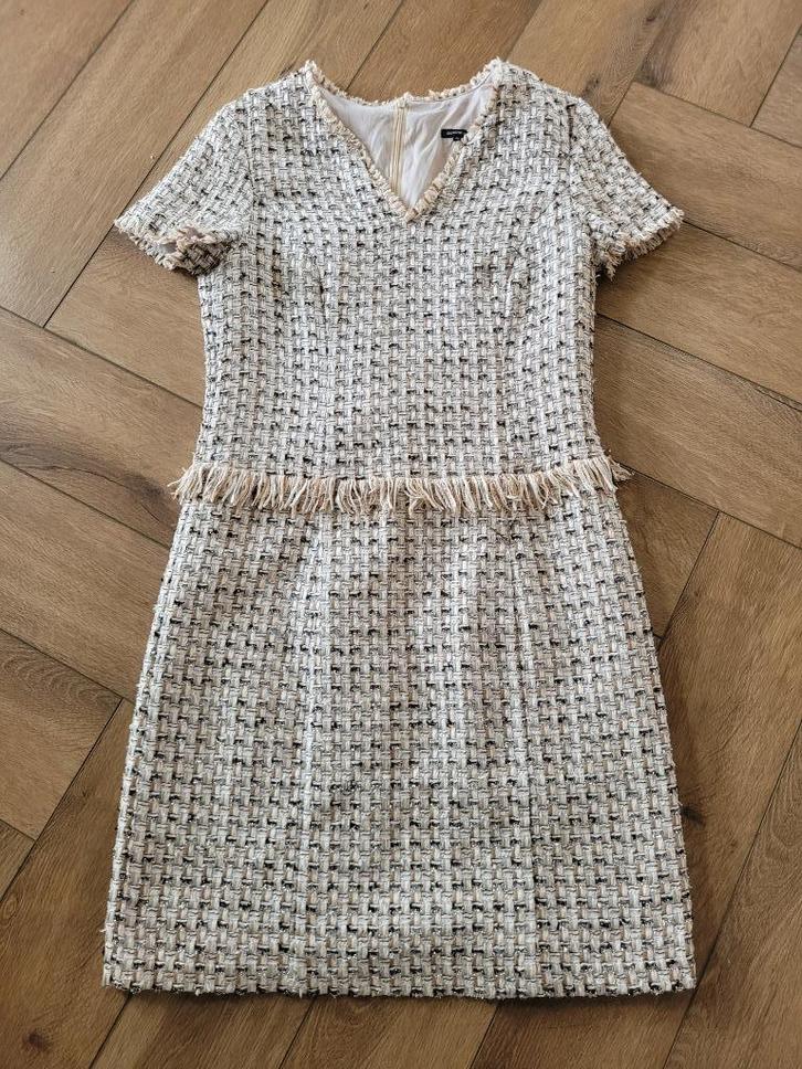 Prachtig jurkje van Caroline Biss, maat 40, Kleding | Dames, Jurken, Zo goed als nieuw, Maat 38/40 (M), Beige, Ophalen of Verzenden